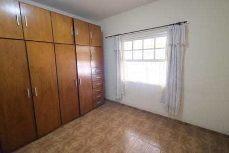 Casa à venda com 350m², 5 quartos e 3 vagasQuarto 1