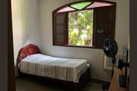 Casa à venda com 326m², 6 quartos e sem vagaQuarto