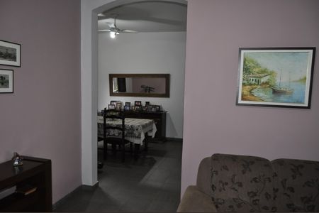 Casa à venda com 326m², 5 quartos e sem vagaSala