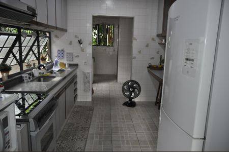 Casa à venda com 326m², 5 quartos e sem vagaCozinha 2