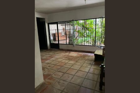 Casa à venda com 326m², 6 quartos e sem vagaÁrea Comum