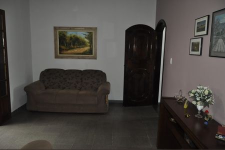 Casa à venda com 5 quartos, 326m² em Piedade, Rio de Janeiro