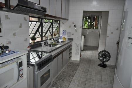 Casa à venda com 326m², 5 quartos e sem vagaCozinha 2