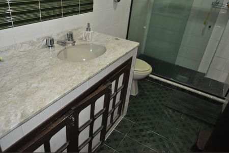 Casa à venda com 326m², 5 quartos e sem vagaBanheiro Social 2