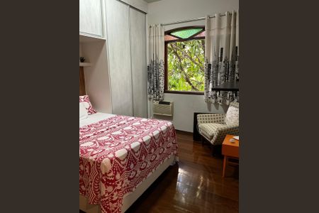 Casa à venda com 326m², 6 quartos e sem vagaQuarto