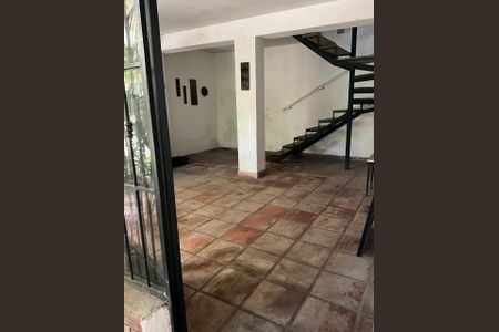 Casa à venda com 326m², 6 quartos e sem vagaÁrea Comum