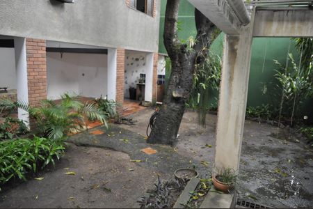 Casa à venda com 326m², 5 quartos e sem vagaÁrea comum