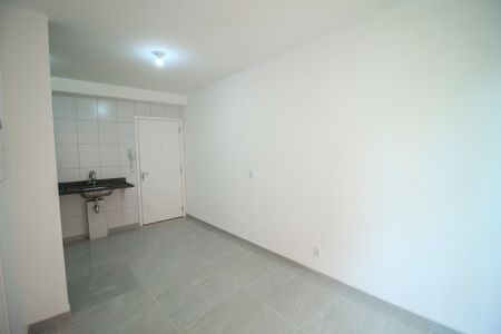 Apartamento para alugar com 33m², 1 quarto e sem vaga