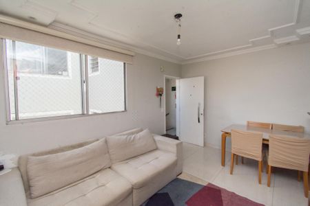 Sala de apartamento à venda com 3 quartos, 59m² em Kennedy, Contagem