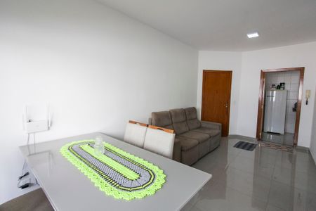 Apartamento para alugar com 62m², 2 quartos e 1 vagaSala