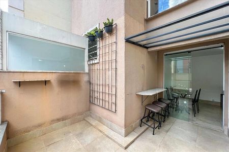 Apartamento para alugar com 61m², 2 quartos e 1 vaga