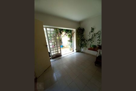 Casa à venda com 158m², 3 quartos e 3 vagas