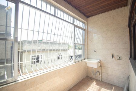 Casa para alugar com 100m², 1 quarto e 1 vagaÁrea de Serviço