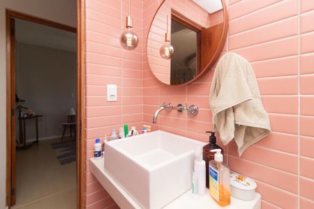 Apartamento à venda com 74m², 2 quartos e 1 vagaBanheiro