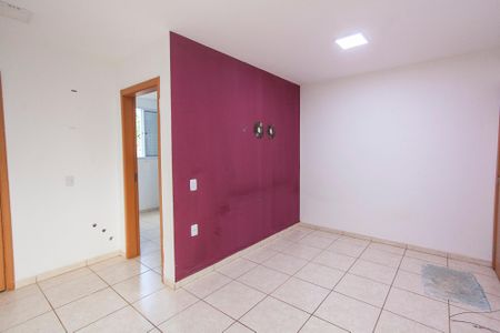 Sala de apartamento para alugar com 2 quartos, 50m² em Laranjeiras, Uberlândia