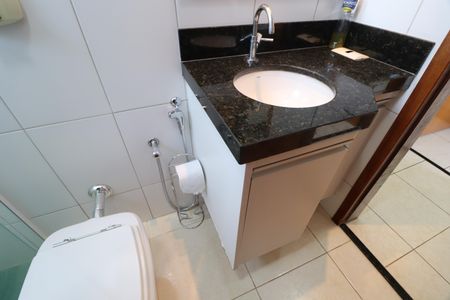 Apartamento para alugar com 52m², 2 quartos e 1 vagaBanheiro Social