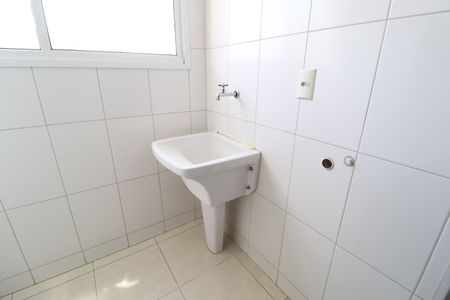 Apartamento para alugar com 52m², 2 quartos e 1 vagaCozinha e Área de Serviço