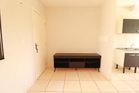 Sala de apartamento para alugar com 2 quartos, 43m² em Recanto das Palmeiras, Ribeirão Preto