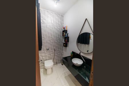 Apartamento à venda com 70m², 2 quartos e sem vagaBanheiro
