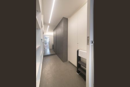 Apartamento para alugar com 152m², 2 quartos e 2 vagasSuíte 2 - Closet