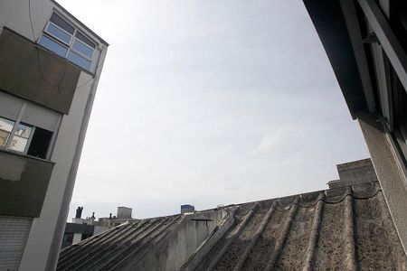 Quarto Vista de apartamento para alugar com 1 quarto, 45m² em Azenha, Porto Alegre