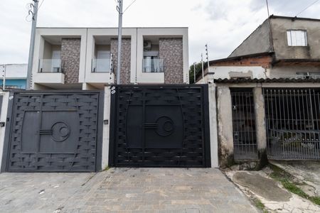 Casa à venda com 110m², 3 quartos e 2 vagasFachada