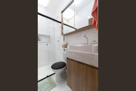 Casa à venda com 110m², 3 quartos e 2 vagasBanheiro