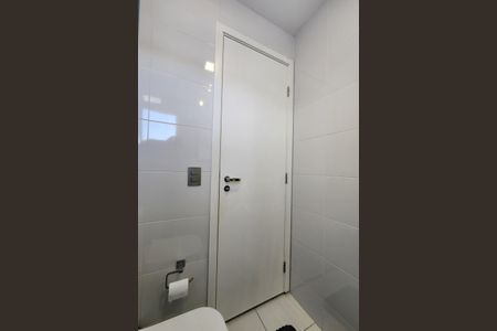 Apartamento à venda com 66m², 2 quartos e 2 vagas Apartamento à venda com 66m², 2 quartos e 2 vagasBanheiro Social