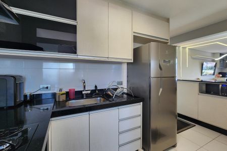 Apartamento à venda com 66m², 2 quartos e 2 vagas Apartamento à venda com 66m², 2 quartos e 2 vagasCozinha