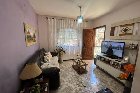 Sala de casa para alugar com 2 quartos, 80m² em Jardim Carioca, Rio de Janeiro