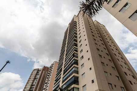 Apartamento à venda com 148m², 3 quartos e 3 vagas Apartamento à venda com 148m², 3 quartos e 3 vagasFachada