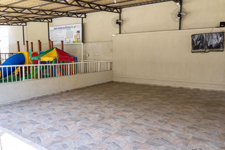 Apartamento para alugar com 47m², 2 quartos e 1 vaga Apartamento para alugar com 47m², 2 quartos e 1 vagaÁrea comum - Salão de festas