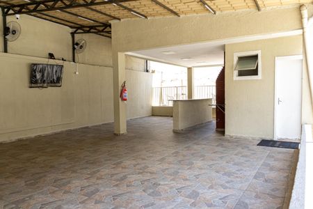 Apartamento para alugar com 47m², 2 quartos e 1 vaga Apartamento para alugar com 47m², 2 quartos e 1 vagaÁrea comum - Salão de festas