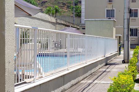 Apartamento para alugar com 47m², 2 quartos e 1 vaga Apartamento para alugar com 47m², 2 quartos e 1 vagaÁrea comum - Piscina