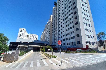 Apartamento para alugar com 43m², 2 quartos e 1 vagaFachada e Portaria 