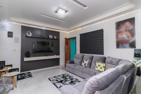 Casa à venda com 100m², 3 quartos e 3 vagasSala