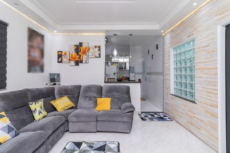 Casa à venda com 100m², 3 quartos e 3 vagasSala