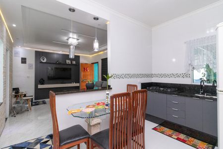 Casa à venda com 100m², 3 quartos e 3 vagasCozinha