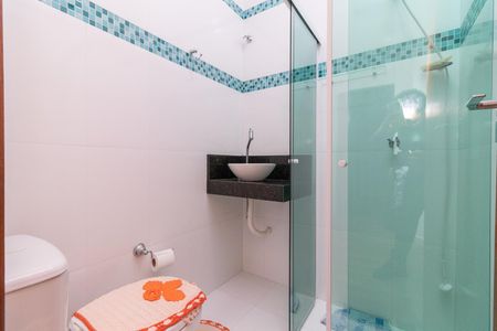 Casa à venda com 100m², 3 quartos e 3 vagasBanheiro 