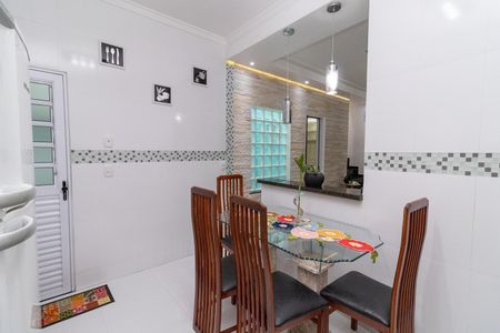 Casa à venda com 100m², 3 quartos e 3 vagasCozinha