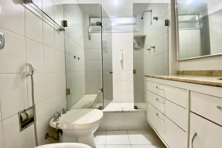 Apartamento à venda com 125m², 3 quartos e 1 vagaSuite 