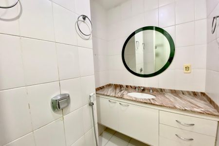 Apartamento à venda com 125m², 3 quartos e 1 vagaBanheiro social 