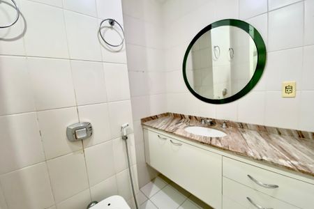 Apartamento à venda com 125m², 3 quartos e 1 vagaBanheiro social 