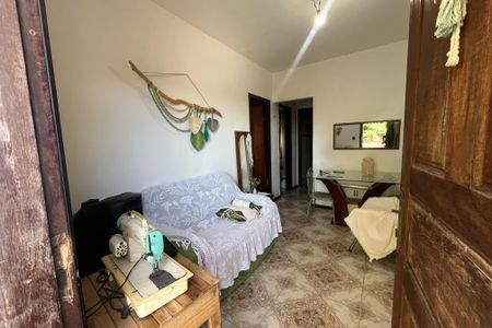 Sala de casa para alugar com 2 quartos, 85m² em Jardim Carioca, Rio de Janeiro