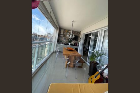 Apartamento à venda com 72m², 1 quarto e 2 vagas