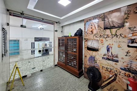 Apartamento à venda com 72m², 2 quartos e sem vagaÁrea comum