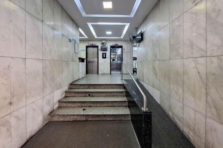 Apartamento à venda com 72m², 2 quartos e sem vagaÁrea comum