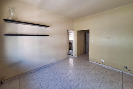 Apartamento à venda com 72m², 2 quartos e sem vagaSala