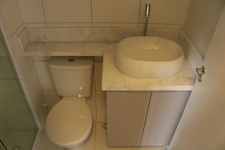 Apartamento para alugar com 44m², 2 quartos e sem vagaBanheiro