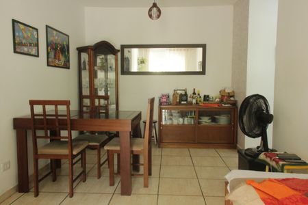 Apartamento para alugar com 54m², 2 quartos e 1 vagaSala